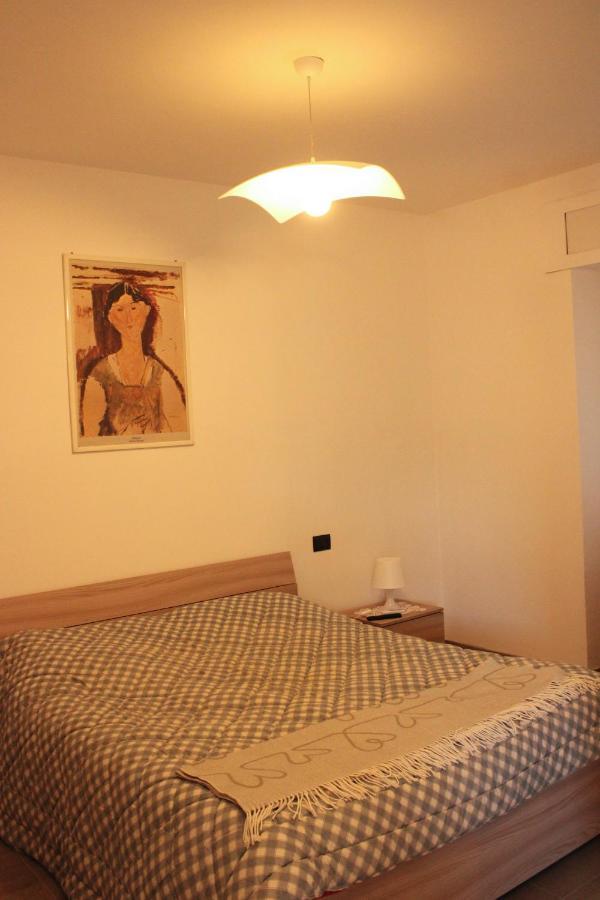 B&B Benvenuti Al Nord Borgomanero Bagian luar foto